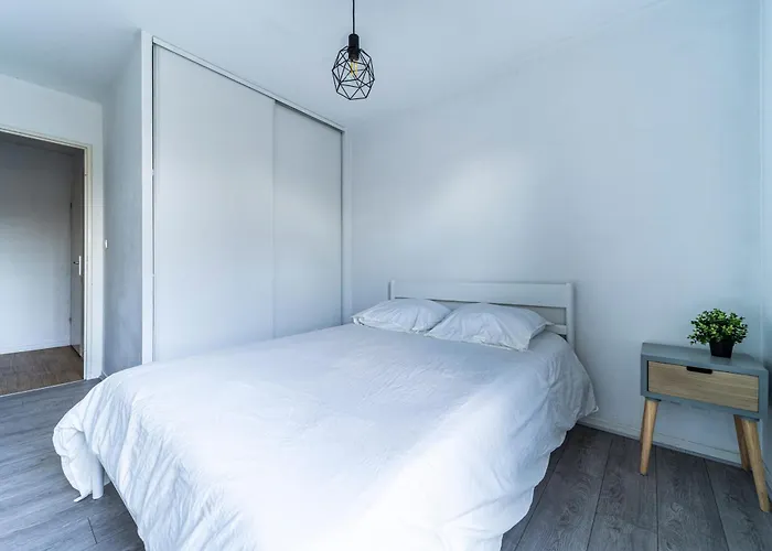 Apartament T2 Avec Terrasse Citadelle *